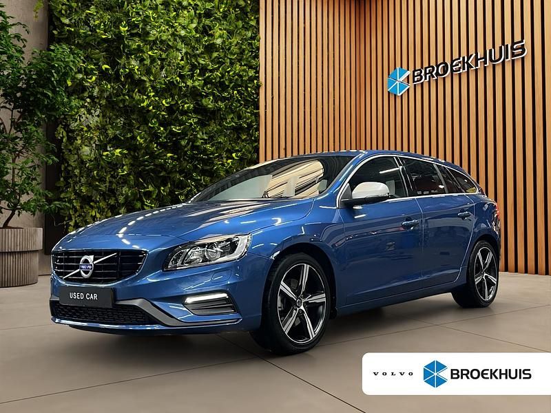 Occasion Volvo V60 Business Edition 2018 Blauw Stationwagen