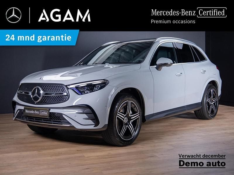 Grijs Gebruikt 2025 Mercedes GLC400d Sport Edition SUV | € 77.950 - Afbeelding 1/4