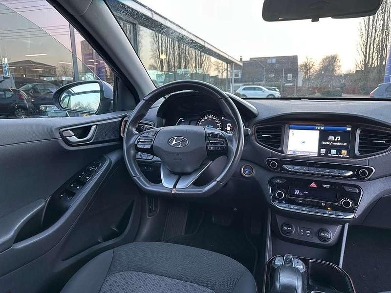 Occasion Hyundai Ioniq Comfort 88 kW (120 PK) 2019 Grijs Hatchback