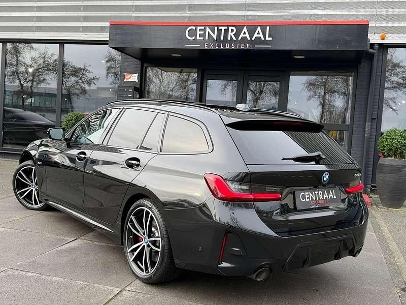 Occasion BMW 330e M Sport 292 PK (214 kW) 2023 Zwart Stationwagen