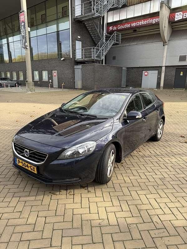 Occasion Volvo V40 120 PK (88 kW) 2015 Blauw MPV