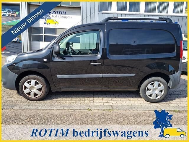 Zwart Gebruikt 2017 Renault Kangoo MPV | € 6.750 (Eerlijke prijs) - Afbeelding 1/4