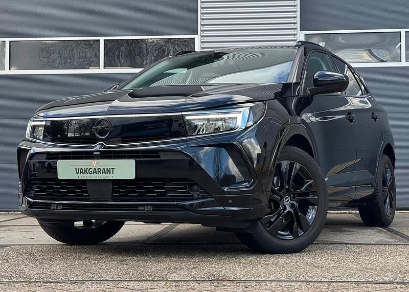 Zwart Gebruikt 2023 Opel Grandland X SUV | € 22.950 (Super prijs) - Afbeelding 1/4