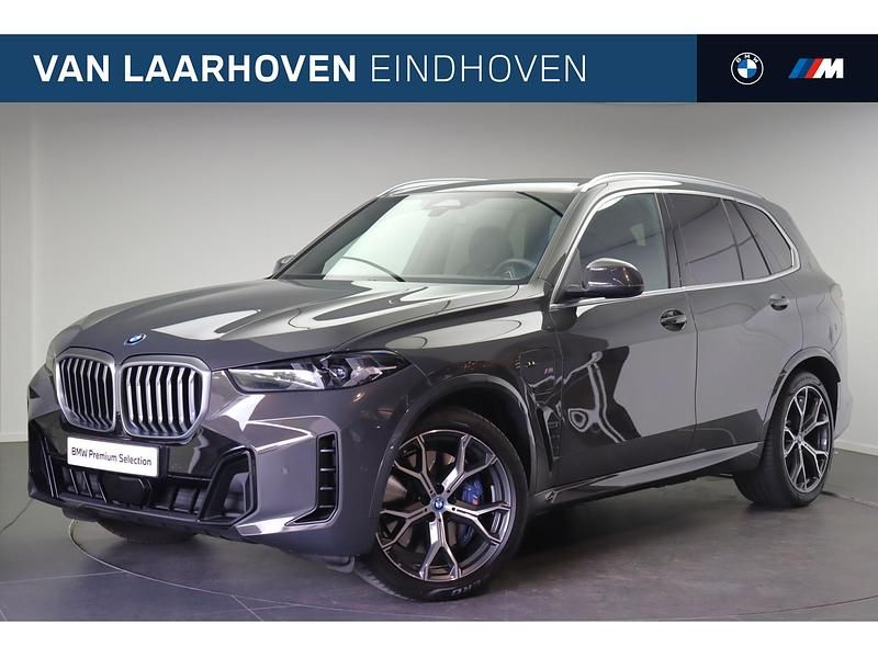 Grijs Occasion 2023 BMW X5 M Sport SUV | € 79.950 (Eerlijke prijs) - Afbeelding 1/4