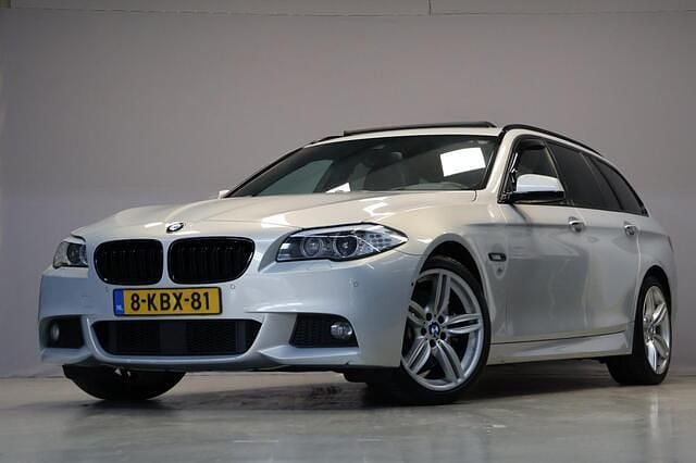 Grijs Gebruikt 2013 BMW 530 M Sport Stationwagen | € 11.995 (Super prijs) - Afbeelding 1/4