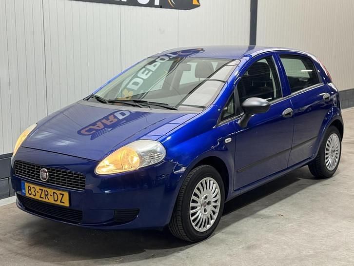 Blauw Occasion 2008 Fiat Grande Punto Active Hatchback | € 1.999 (Eerlijke prijs) - Afbeelding 1/4