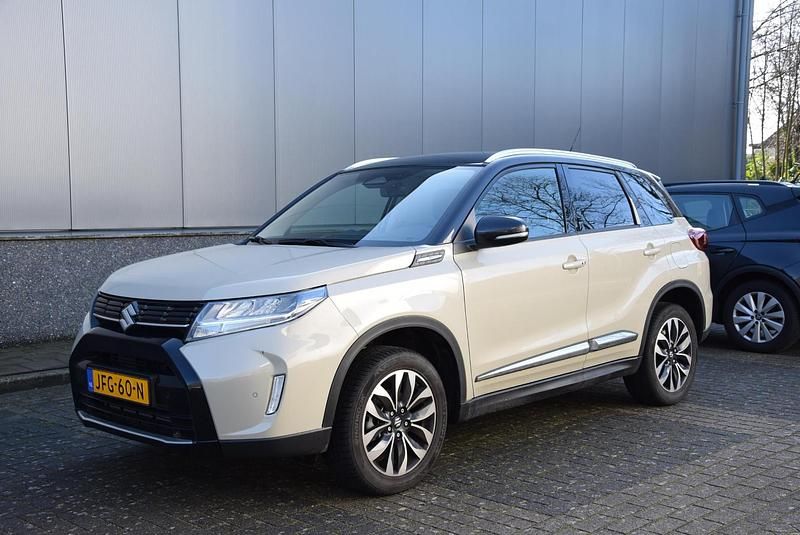 Occasion Suzuki Vitara Style 110 PK (80 kW) 2025 Bruin SUV