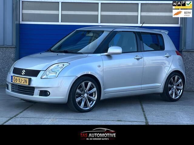Grijs Gebruikt 2007 Suzuki Swift Hatchback | € 3.450 (Eerlijke prijs) - Afbeelding 1/4