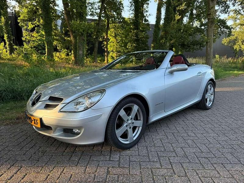 Grijs Gebruikt 2004 Mercedes SLK200 Cabriolet | € 6.950 - Afbeelding 1/4