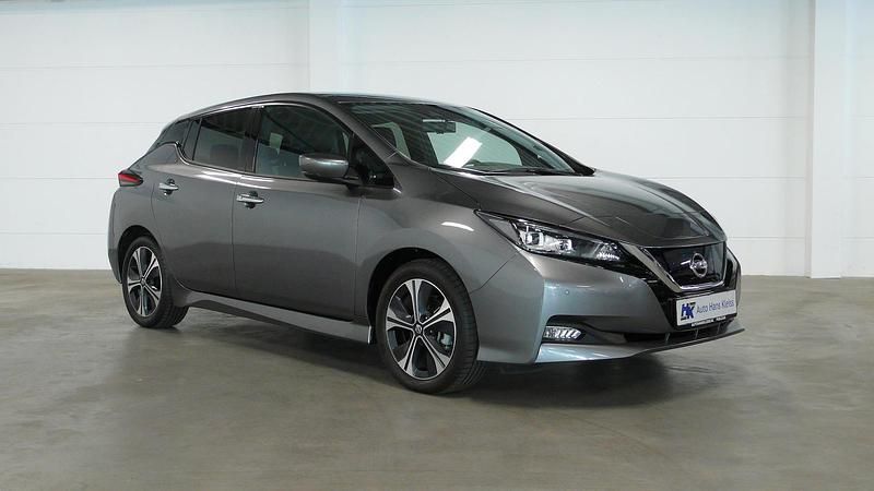 Grijs Gebruikt 2022 Nissan Leaf Tekna Hatchback | € 18.950 (Iets duurder) - Afbeelding 1/4
