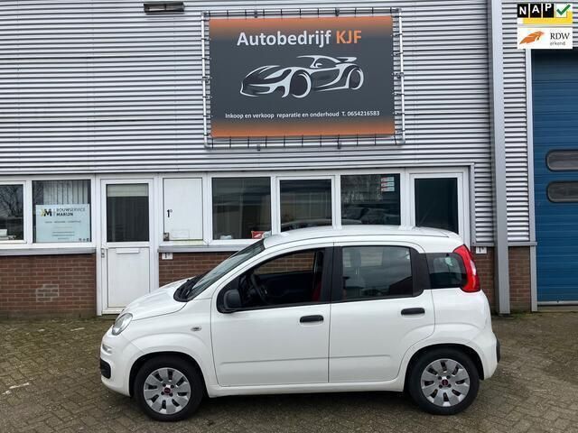 Wit Gebruikt 2012 Fiat Panda Pop Hatchback | € 1.995 (Duur) - Afbeelding 1/4