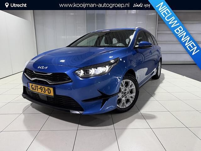 Blauw Occasion 2024 Kia Ceed Sportswagon Stationwagen | € 26.950 (Eerlijke prijs) - Afbeelding 1/4