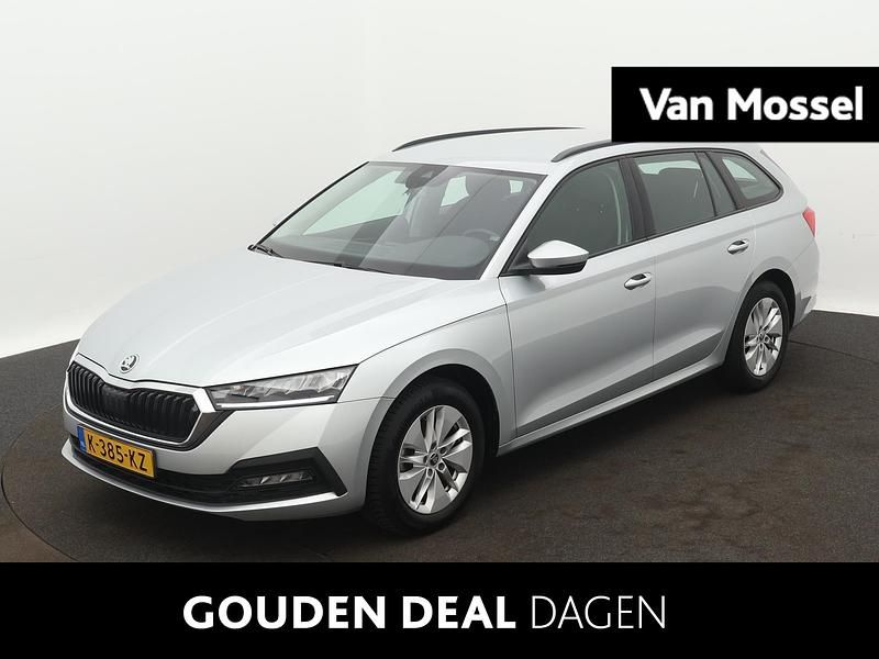 Grijs Gebruikt 2021 Skoda Octavia Ambition Stationwagen | € 18.944 (Eerlijke prijs) - Afbeelding 1/4