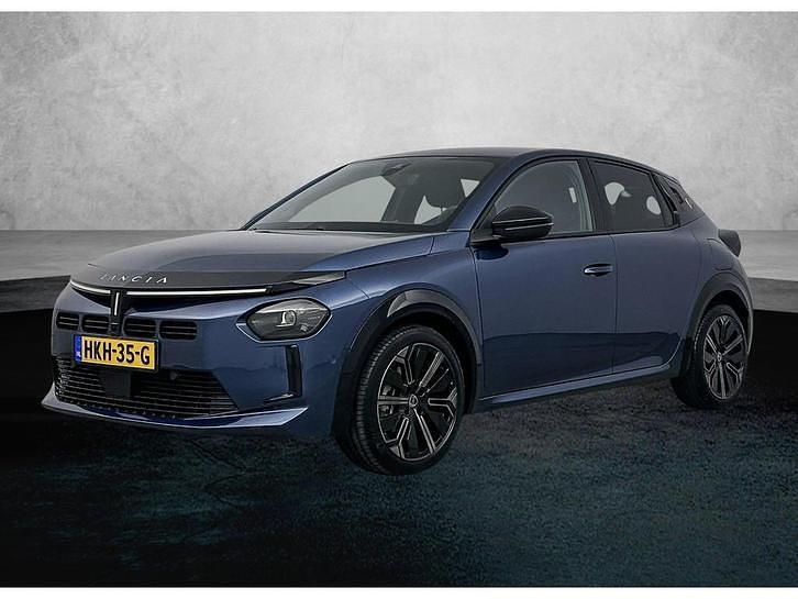 Blauw Nieuw 2025 Lancia Ypsilon Hatchback | € 28.920 (Eerlijke prijs) - Afbeelding 1/4