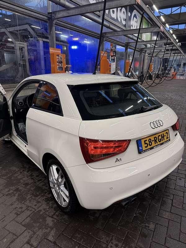 Occasion Audi A1 122 PK (89 kW) 2011 Wit Stationwagen