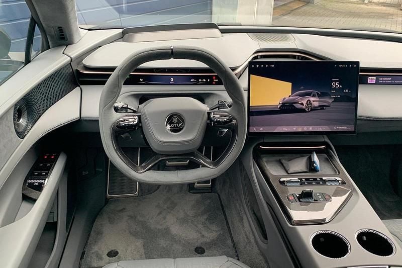 Occasion Lotus Emeya 450 kW (613 PK) 2025 Zwart Hatchback