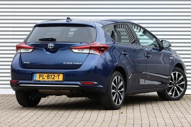 Blauw Occasion 2017 Toyota Auris Trend Hatchback | € 15.445 (Eerlijke prijs) - Afbeelding 1/4