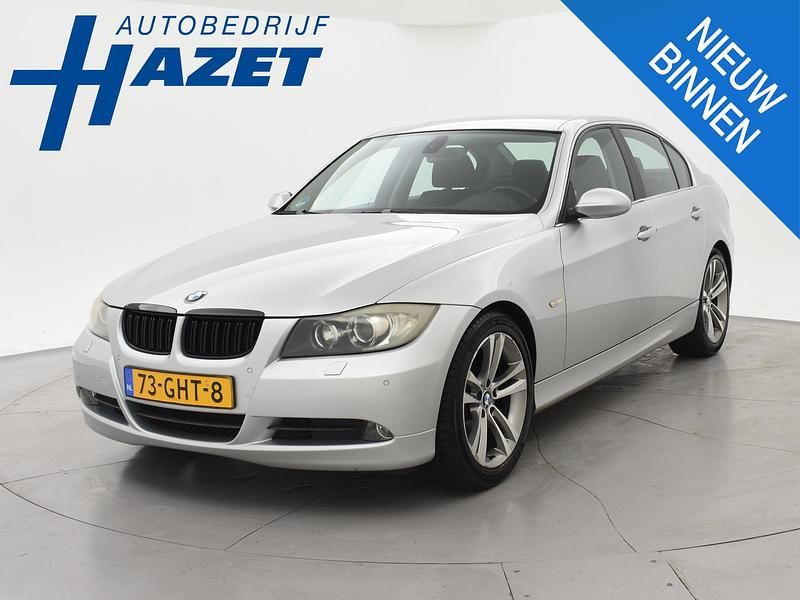 Grijs Gebruikt 2005 BMW 325 Sedan | € 5.945 (Eerlijke prijs) - Afbeelding 1/4