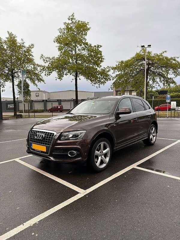 Bruin Gebruikt 2011 Audi Q5 SUV | € 10.500 (Eerlijke prijs) - Afbeelding 1/4