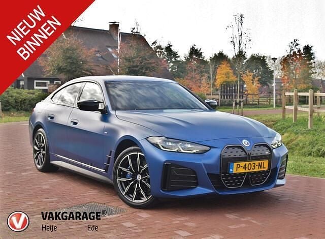 Blauw Gebruikt 2022 BMW i4 Executive Sedan | € 44.995 (Eerlijke prijs) - Afbeelding 1/4