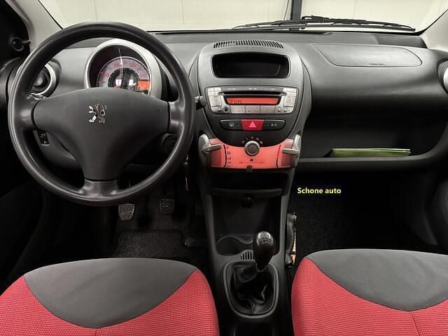 Occasion Peugeot 107 Urban Move 68 PK (50 kW) 2008 Grijs Hatchback