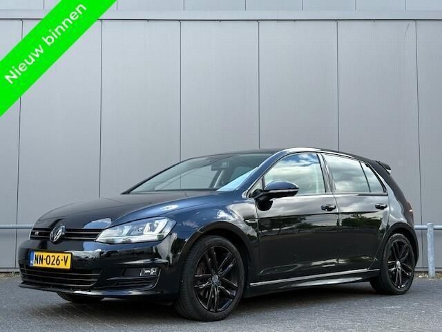 Zwart Gebruikt 2014 VW Golf VII Hatchback | € 10.500 (Goede deal) - Afbeelding 1/4