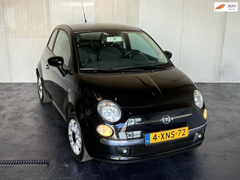 Zwart, metallic lak Gebruikt 2009 Fiat 500 Lounge Hatchback | € 4.499 (Goede deal) - Afbeelding 1/4