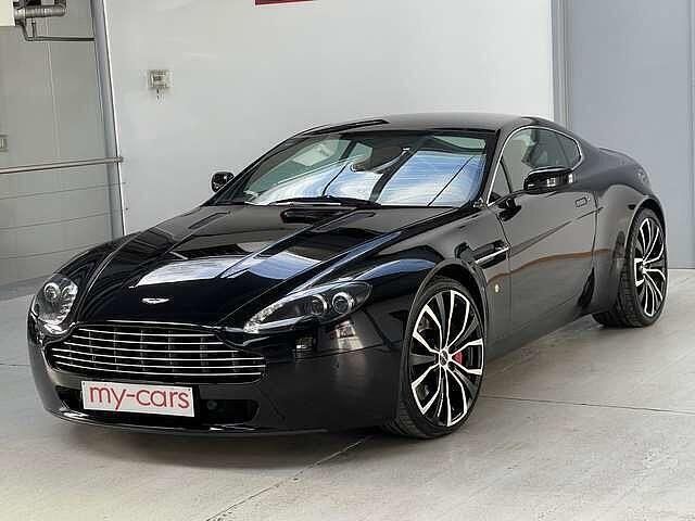 Zwart Gebruikt 2009 Aston Martin V8 Vantage Coupé | € 54.900 (Eerlijke prijs) - Afbeelding 1/4