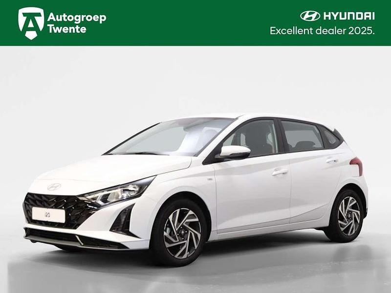 Atlas white Gebruikt 2025 Hyundai i20 Comfort Hatchback | € 21.950 (Eerlijke prijs) - Afbeelding 1/4