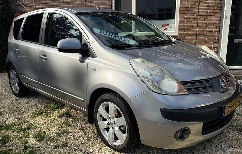 Zilver Gebruikt 2006 Nissan Note Pack MPV | € 4.500 (Iets duurder) - Afbeelding 1/4