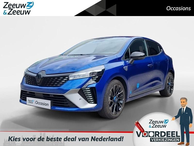 Blauw Gebruikt 2024 Renault Clio V Esprit Alpine Hatchback | € 27.440 (Iets duurder) - Afbeelding 1/4