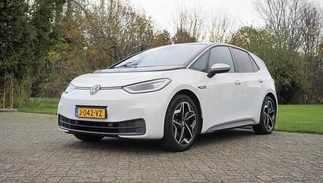 Wit Gebruikt 2020 VW ID.3 Hatchback | € 15.750 (Eerlijke prijs) - Afbeelding 1/4