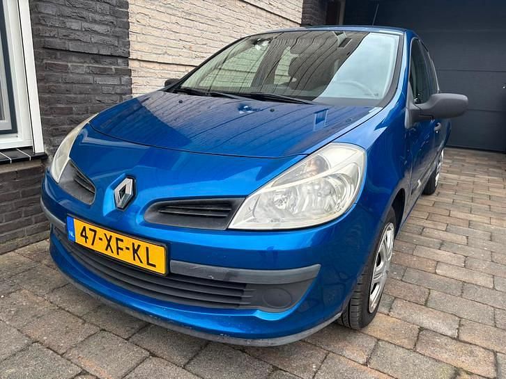 Occasion Renault Clio II Business 75 PK (55 kW) 2007 Blauw Hatchback