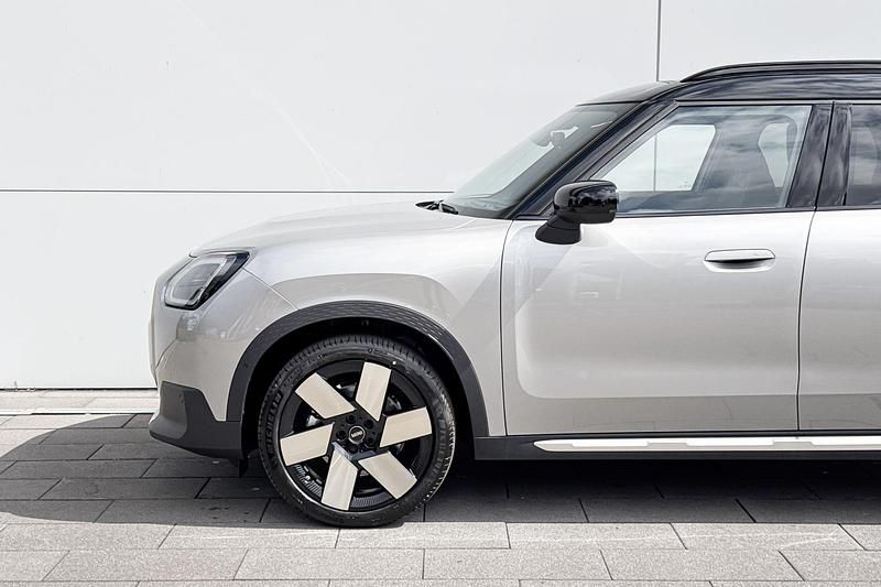 Nieuw Mini Countryman Favoured 156 PK (114 kW) 2025 Grijs SUV