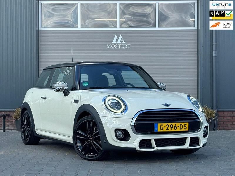 Wit Gebruikt 2019 Mini John Cooper Works Hatchback | € 18.950 (Eerlijke prijs) - Afbeelding 1/4