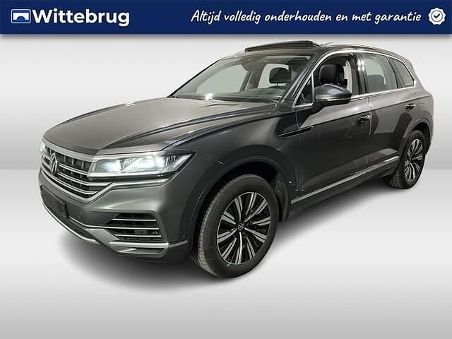 Grijs Gebruikt 2021 VW Touareg Elegance SUV | € 49.950 (Goede deal) - Afbeelding 1/2