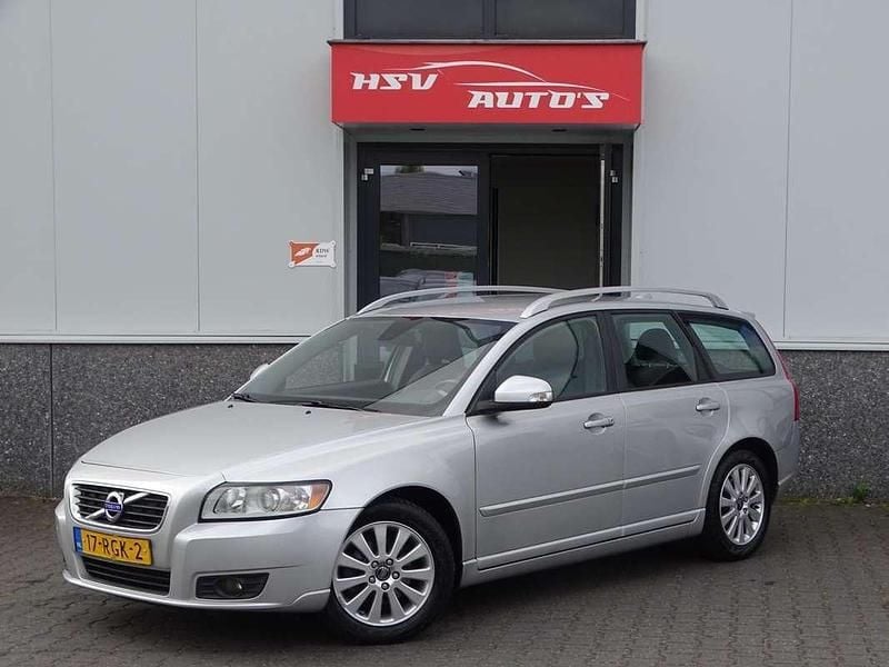 Grijs Gebruikt 2011 Volvo V50 Stationwagen | € 3.450 (Eerlijke prijs) - Afbeelding 1/4