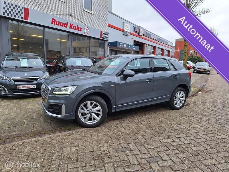 Grijs Occasion 2019 Audi Q2 S-Line SUV | € 20.849 - Afbeelding 1/4