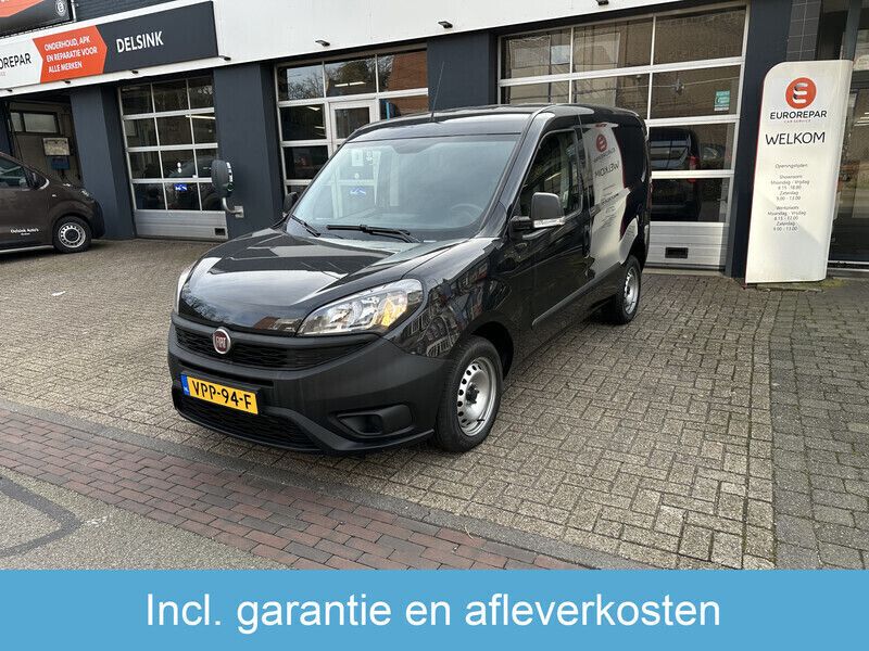 Zwart Gebruikt 2022 Fiat Doblò MPV | € 14.900 (Duur) - Afbeelding 1/4