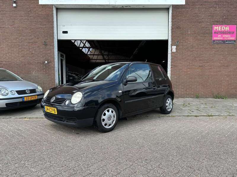 Zwart, metallic lak Gebruikt 2003 VW Lupo Trendline Hatchback | € 1.099 (Eerlijke prijs) - Afbeelding 1/4