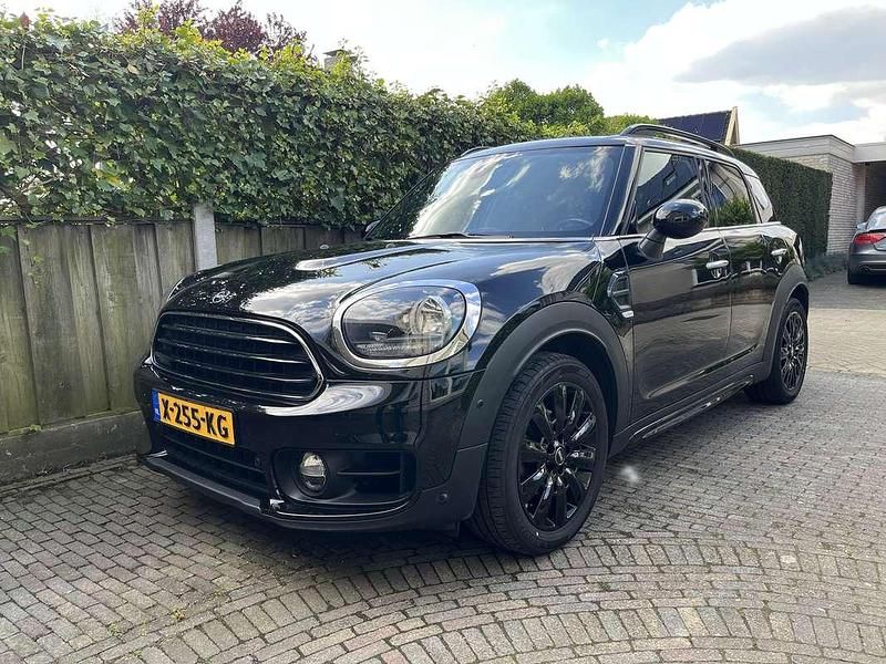 Zwart Gebruikt 2019 Mini One Countryman SUV | € 20.980 (Eerlijke prijs) - Afbeelding 1/4