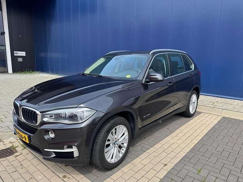 Bruin Gebruikt 2016 BMW X5 SUV | € 25.000 (Super prijs) - Afbeelding 1/4