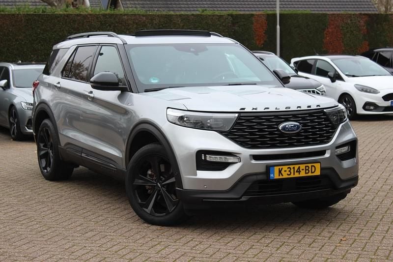 Grijs Gebruikt 2020 Ford Explorer ST-Line SUV | € 39.999 (Eerlijke prijs) - Afbeelding 1/4