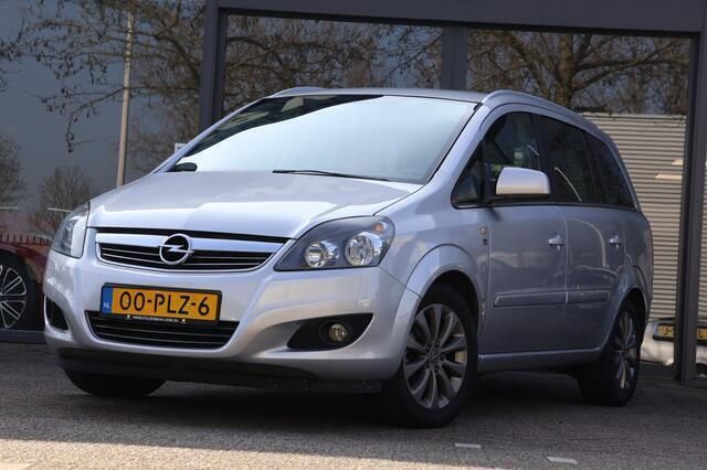 Grijs Gebruikt 2011 Opel Zafira Edition MPV | € 5.495 (Eerlijke prijs) - Afbeelding 1/4
