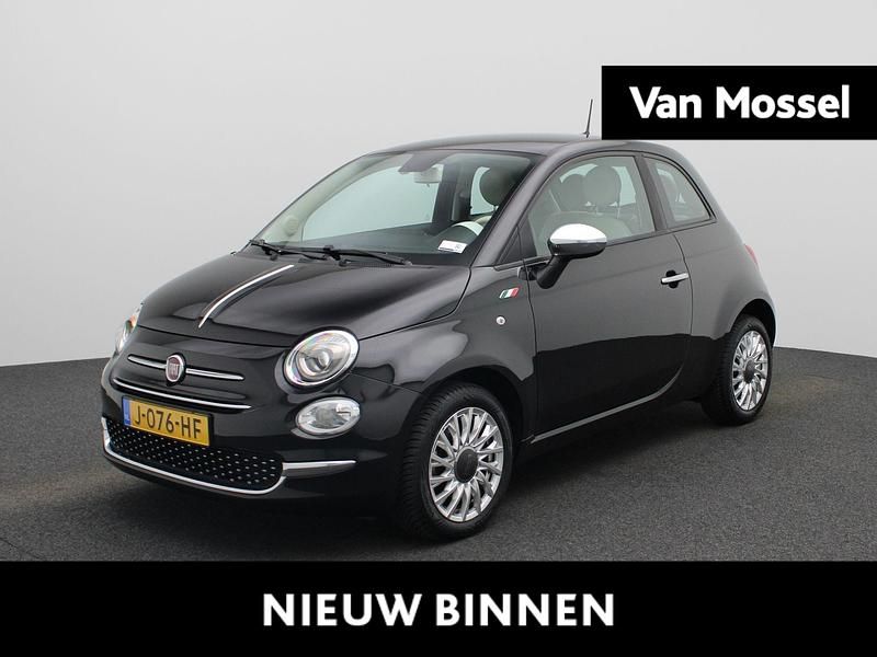 Zwart Gebruikt 2020 Fiat 500 Lounge Hatchback | € 13.400 (Eerlijke prijs) - Afbeelding 1/4