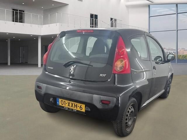 Occasion Peugeot 107 68 PK (50 kW) 2010 Zwart Hatchback