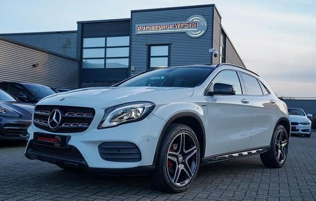 Wit Occasion 2017 Mercedes GLA200 Premium Plus SUV | € 17.895 (Eerlijke prijs) - Afbeelding 1/4