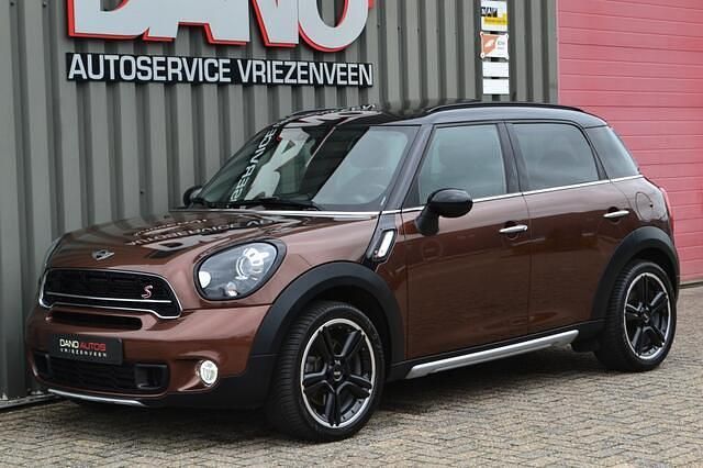 Bruin Gebruikt 2015 Mini Cooper S Countryman SUV | € 14.950 (Eerlijke prijs) - Afbeelding 1/4