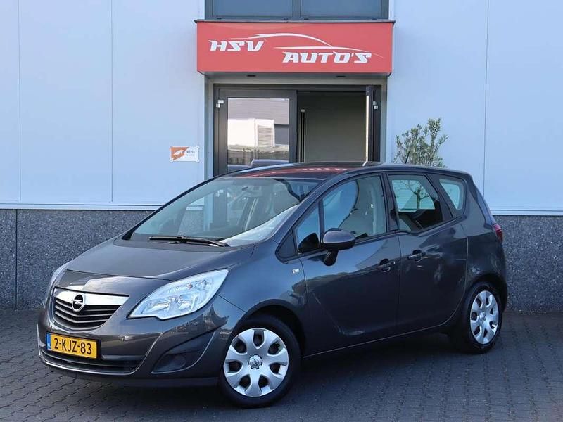 Grijs Gebruikt 2011 Opel Meriva Edition MPV | € 3.999 (Goede deal) - Afbeelding 1/3