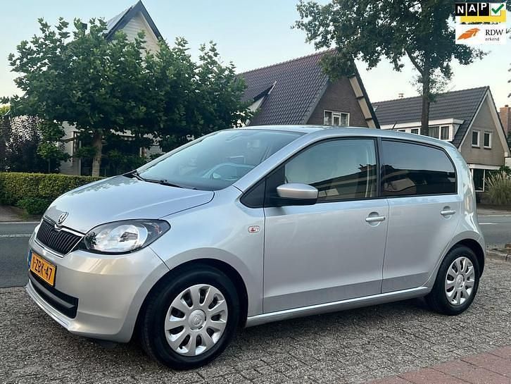 Grijs Gebruikt 2015 Skoda Citigo Hatchback | € 6.990 (Eerlijke prijs) - Afbeelding 1/1